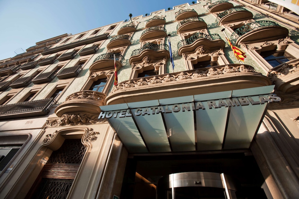 Catalonia Ramblas — Hotel building in Barcelona, Catalonia