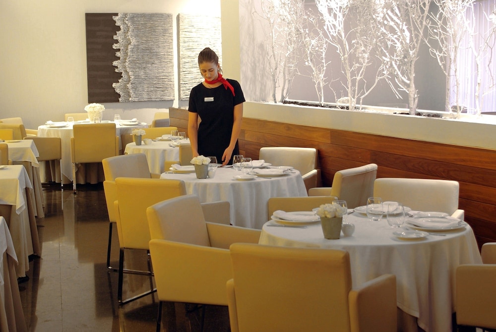 Catalonia Ramblas — Restaurant & bars in Barcelona, Catalonia