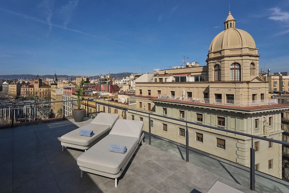 Catalonia Ramblas — Hotel building in Barcelona, Catalonia
