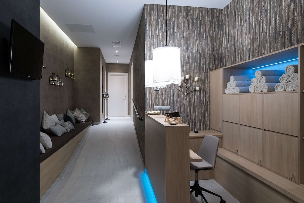 Catalonia Ramblas — Spa in Barcelona, Catalonia