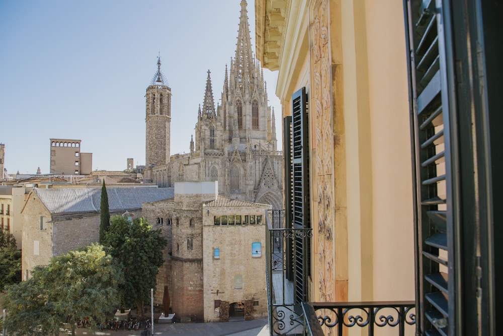 Lamaro Hotel Barcelona 5★ | Preferred Hotels & Resorts | Lifestyle Collection — Attractions in the area in Barcelona, Catalonia