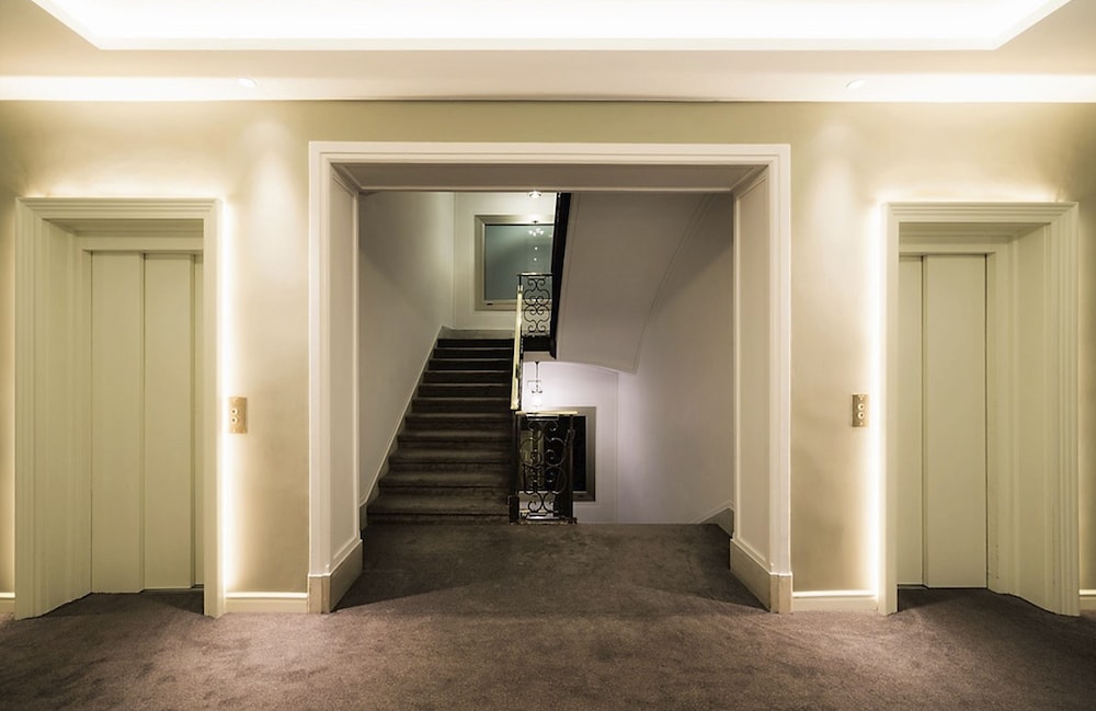 Lamaro Hotel Barcelona 5★ | Preferred Hotels & Resorts | Lifestyle Collection — Hotel building in Barcelona, Catalonia