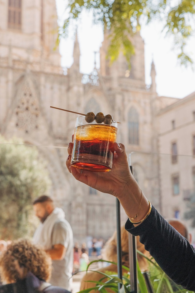 Lamaro Hotel Barcelona 5★ | Preferred Hotels & Resorts | Lifestyle Collection — Restaurant & bars in Barcelona, Catalonia