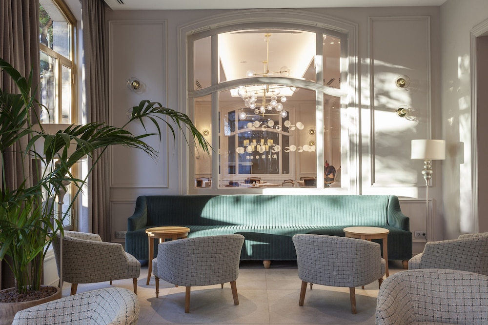 Lamaro Hotel Barcelona 5★ | Preferred Hotels & Resorts | Lifestyle Collection — Restaurant & bars in Barcelona, Catalonia
