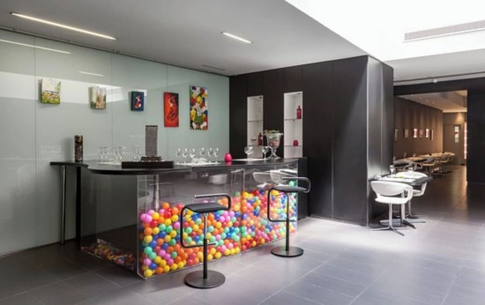 Hotel ILUNION Bel Art — Hotel rooms in Barcelona, Catalonia