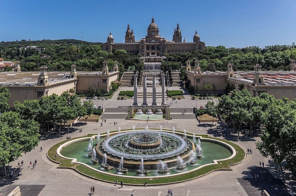Hotel ILUNION Bel Art — Attractions in the area in Barcelona, Catalonia