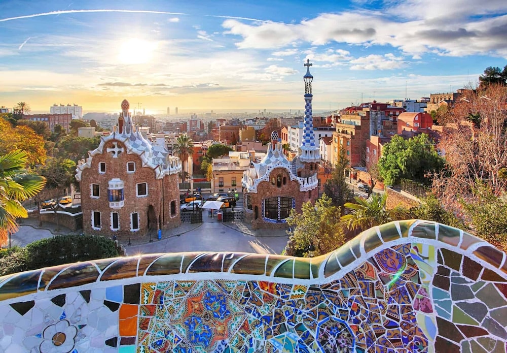 Hotel ILUNION Bel Art — Attractions in the area in Barcelona, Catalonia