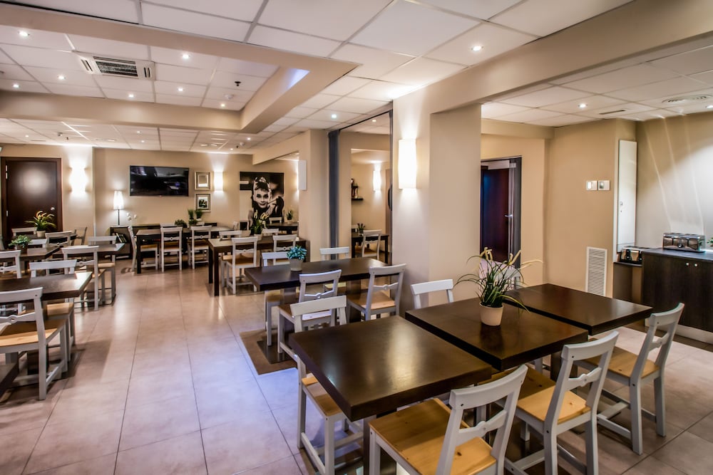 SM Hotel Teatre Auditori — Restaurant & bars in Barcelona, Catalonia