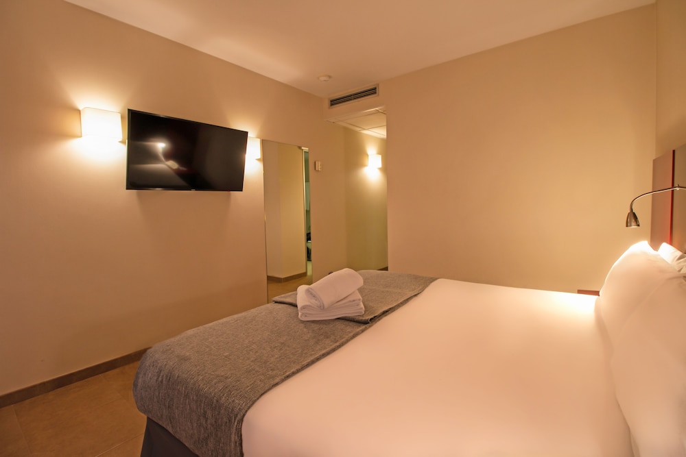 SM Hotel Teatre Auditori — Hotel rooms in Barcelona, Catalonia