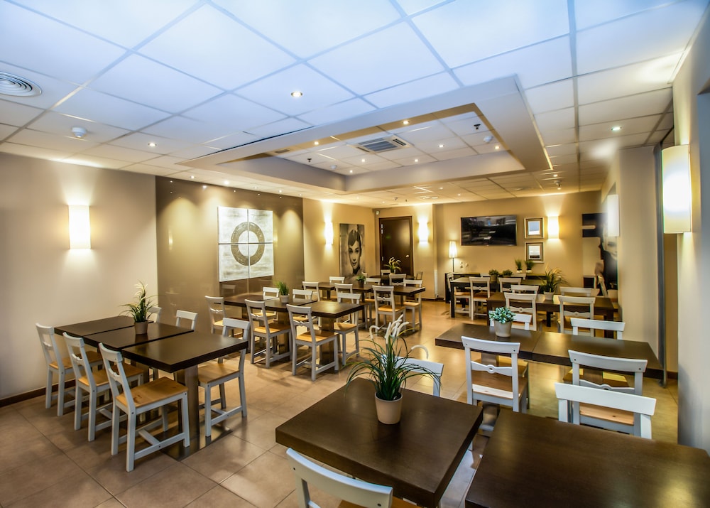 SM Hotel Teatre Auditori — Restaurant & bars in Barcelona, Catalonia