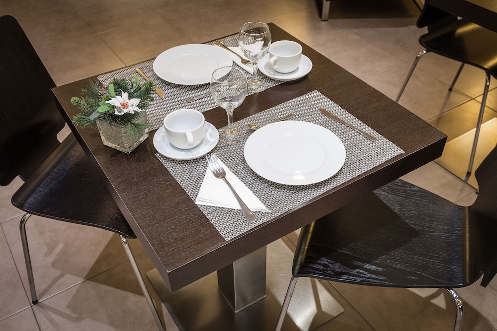 SM Hotel Teatre Auditori — Restaurant & bars in Barcelona, Catalonia