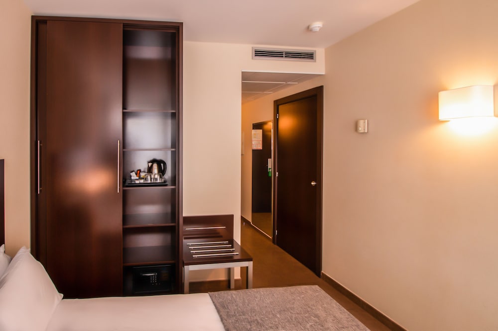 SM Hotel Teatre Auditori — Hotel rooms in Barcelona, Catalonia