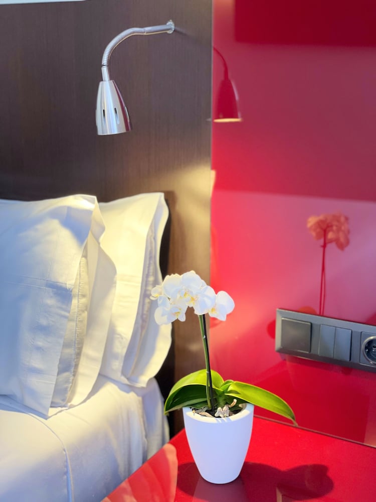SM Hotel Teatre Auditori — Hotel rooms in Barcelona, Catalonia