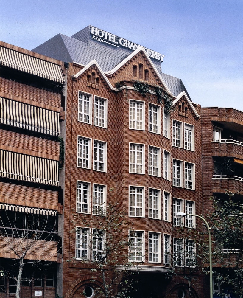 Gran Derby Suites Hotel a Small Luxury Hotels of the World — Main photo in Barcelona, Catalonia