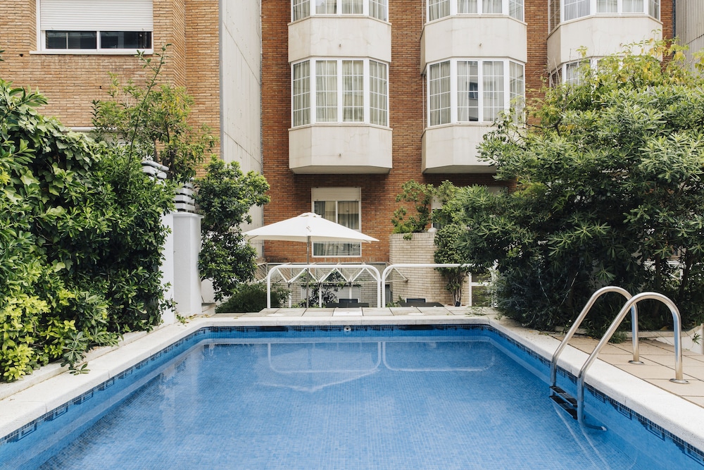 Gran Derby Suites Hotel, a Small Luxury Hotels of the World - zdjęcie 3