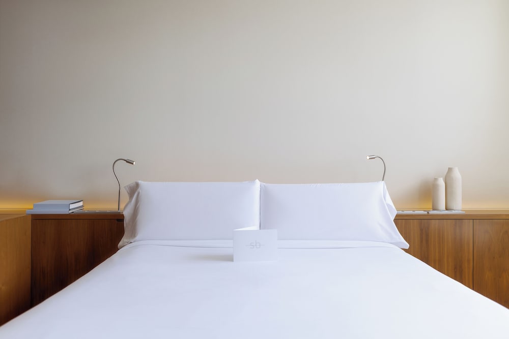 Hotel SB Diagonal Zero 4 Sup — Hotel rooms in Barcelona, Catalonia