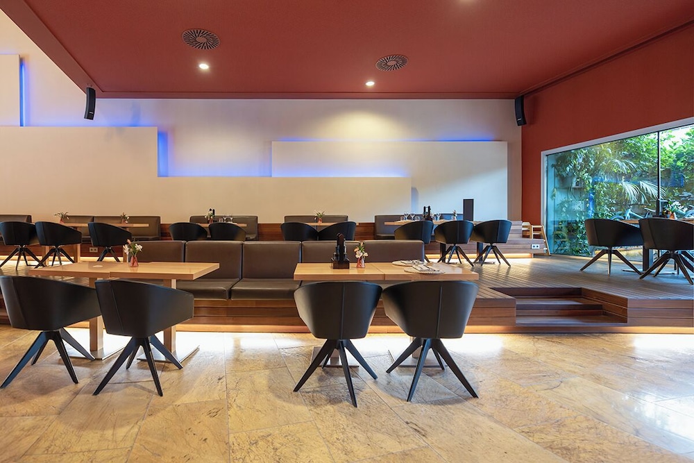 Hotel SB Diagonal Zero 4 Sup — Restaurant & bars in Barcelona, Catalonia