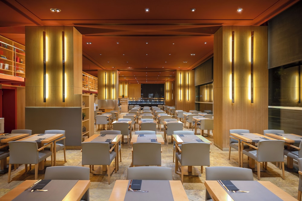 Hotel SB Diagonal Zero 4 Sup — Restaurant & bars in Barcelona, Catalonia