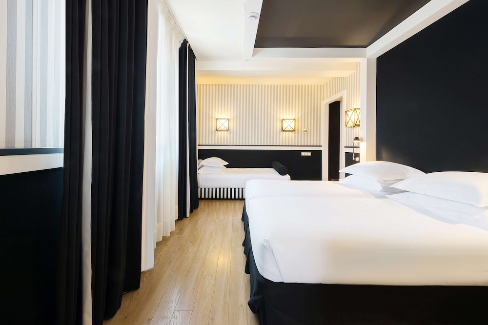Hotel EuroPark — Hotel rooms in Barcelona, Catalonia