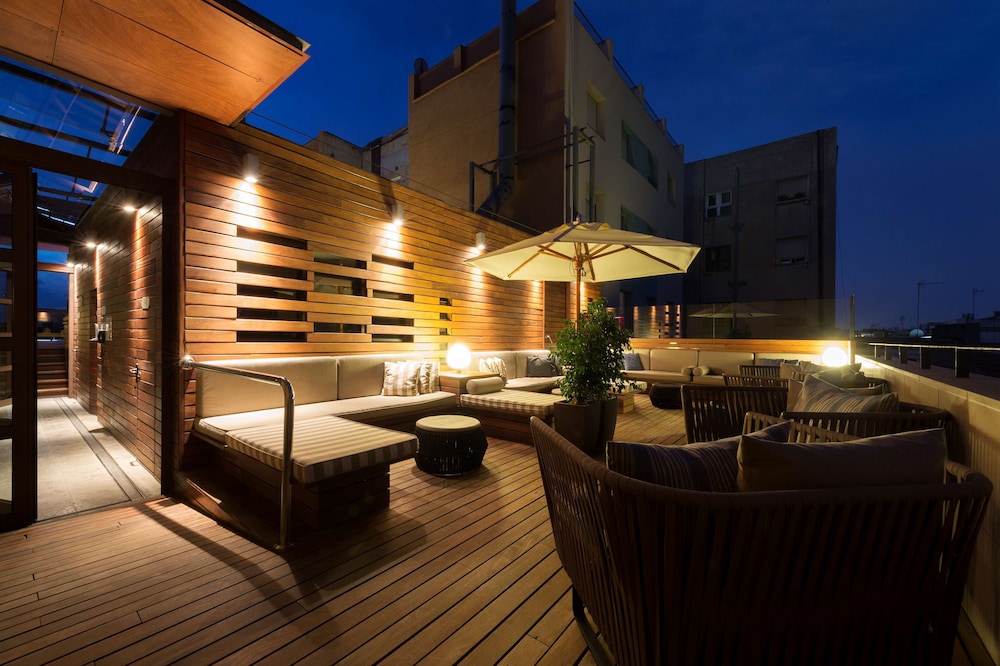 Hotel EuroPark — Restaurant & bars in Barcelona, Catalonia