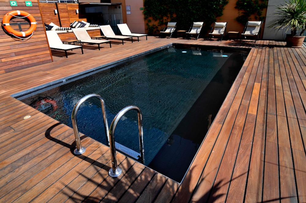 Hotel EuroPark — Swimming pool in Barcelona, Catalonia
