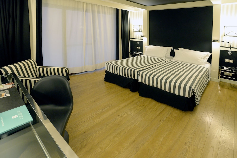 Hotel EuroPark — Hotel rooms in Barcelona, Catalonia
