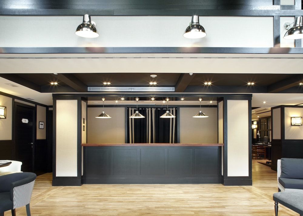 Hotel EuroPark — Restaurant & bars in Barcelona, Catalonia