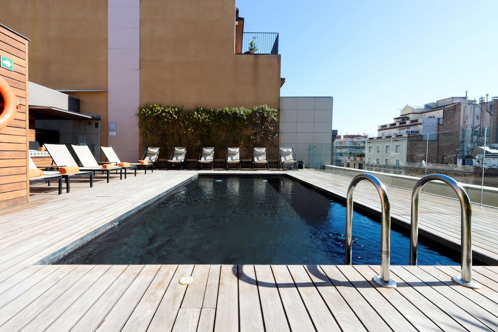 Hotel EuroPark — Swimming pool in Barcelona, Catalonia