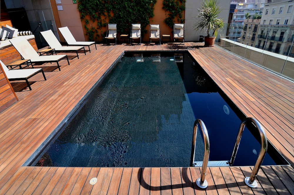 Hotel EuroPark — Swimming pool in Barcelona, Catalonia