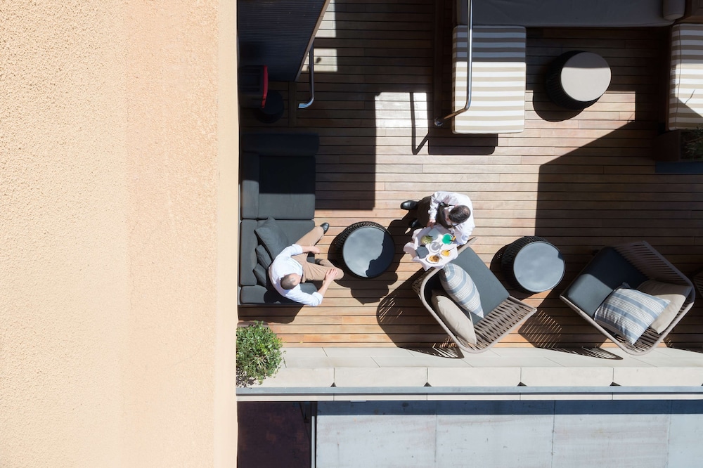 Hotel EuroPark — Restaurant & bars in Barcelona, Catalonia