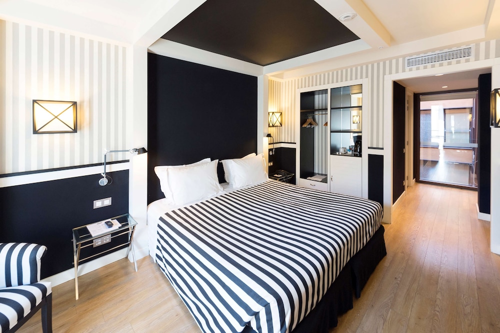 Hotel EuroPark — Hotel rooms in Barcelona, Catalonia