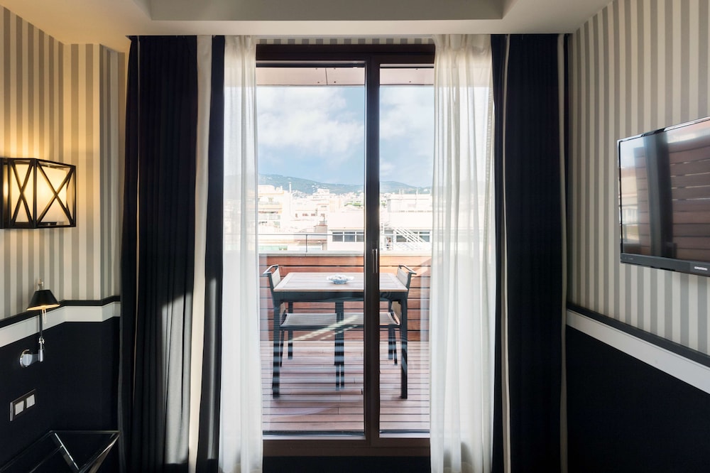 Hotel EuroPark — Hotel rooms in Barcelona, Catalonia