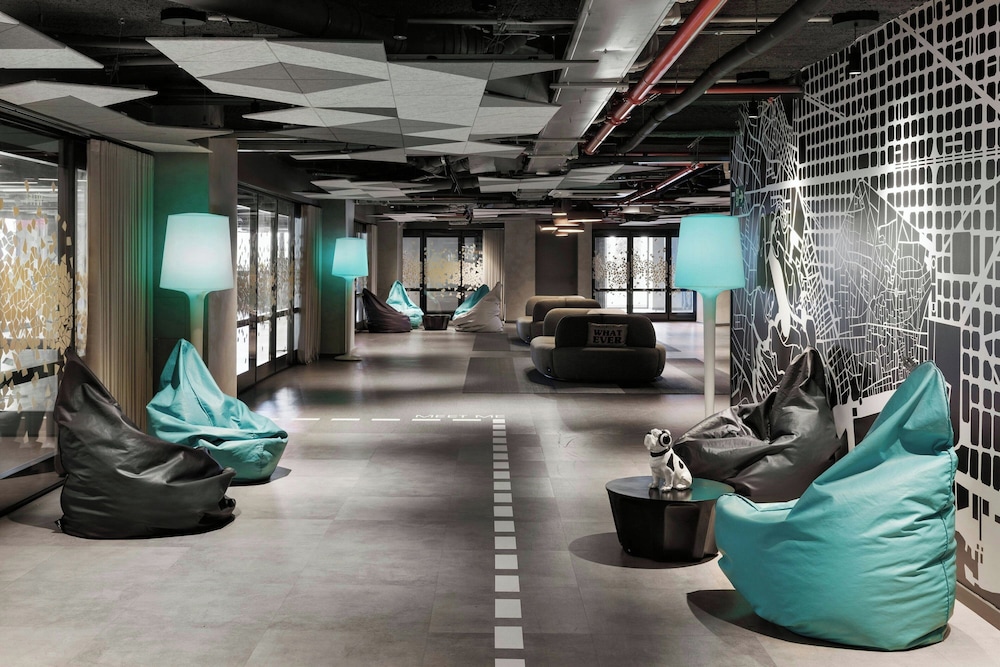Moxy Barcelona — Hotel building in Barcelona, Catalonia