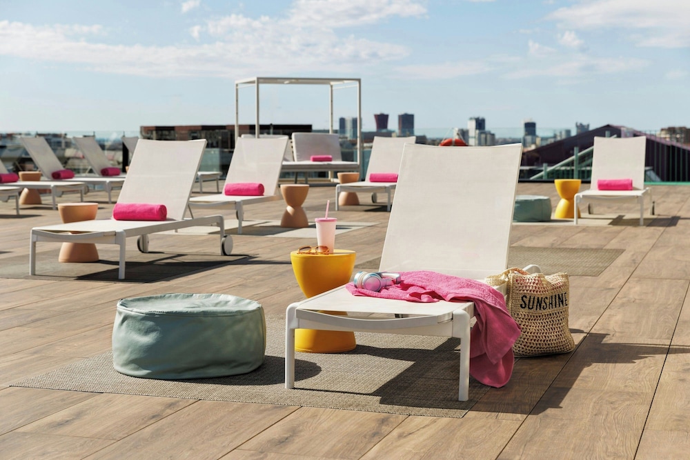 Moxy Barcelona — Sports & recreation in Barcelona, Catalonia