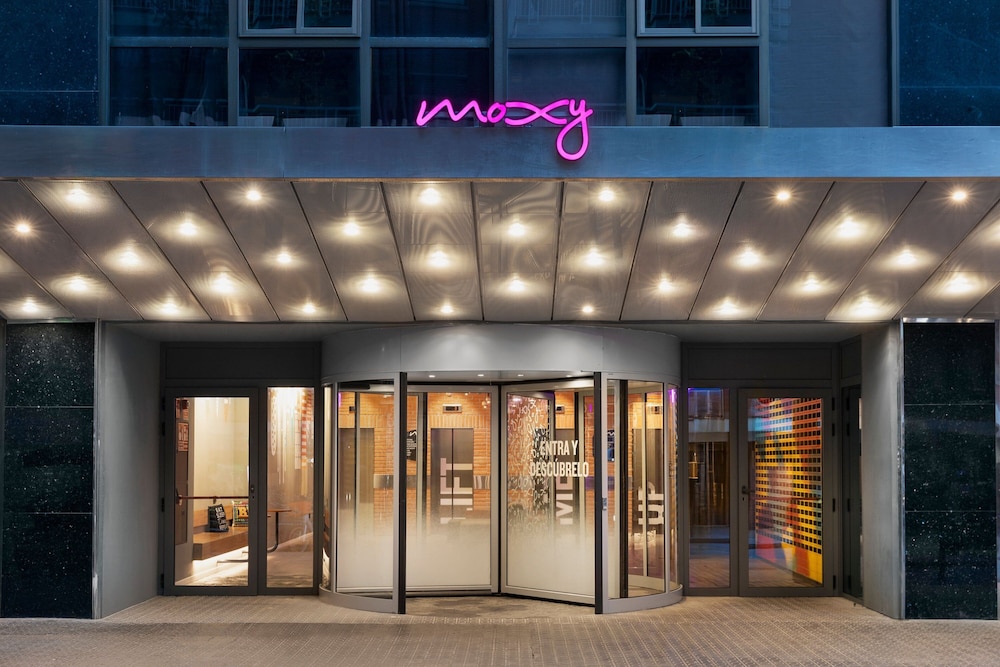 Moxy Barcelona — Hotel building in Barcelona, Catalonia