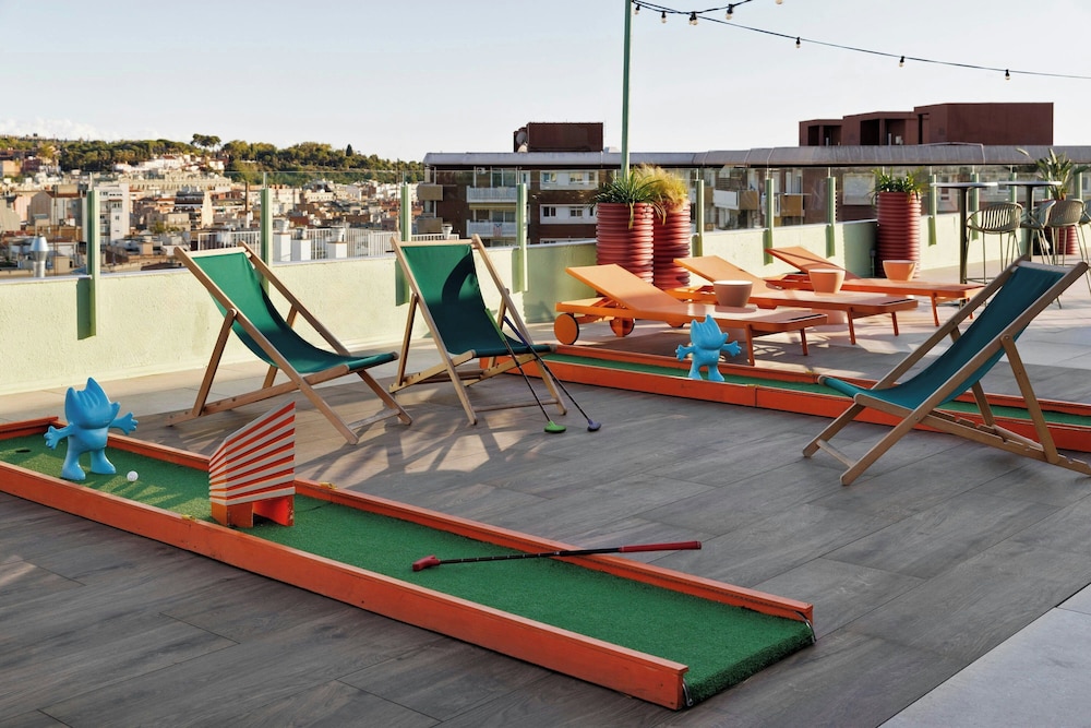 Moxy Barcelona — Sports & recreation in Barcelona, Catalonia