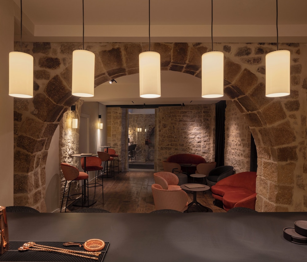 Gran Hotel Barcino — Restaurant & bars in Barcelona, Catalonia