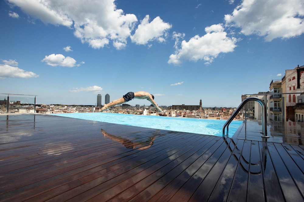 Grand Hotel Central — Swimming pool in Barcelona, Catalonia