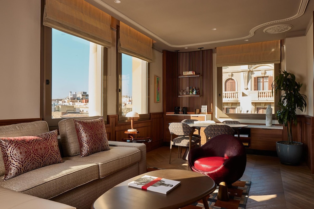 Grand Hotel Central — Hotel rooms in Barcelona, Catalonia