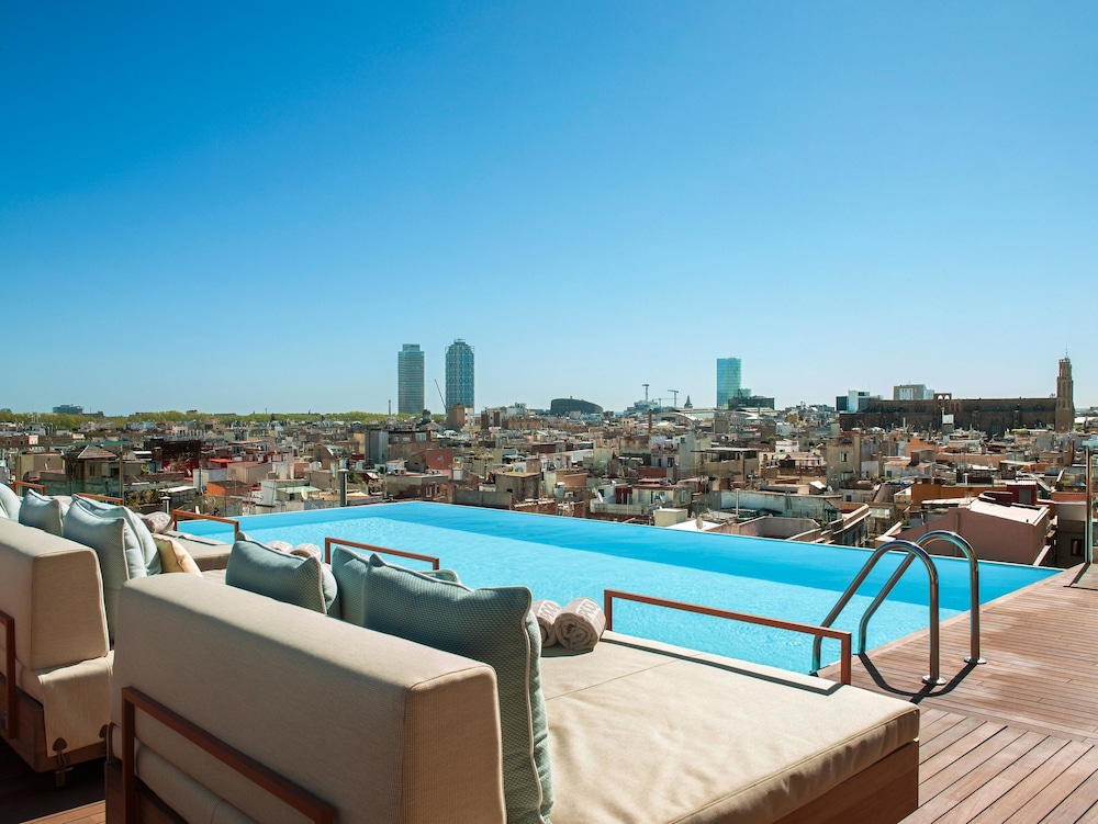 Grand Hotel Central — Swimming pool in Barcelona, Catalonia