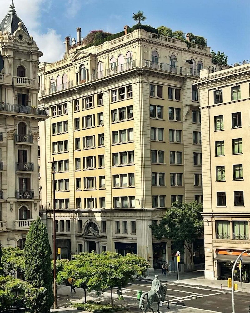 Grand Hotel Central — Hotel building in Barcelona, Catalonia