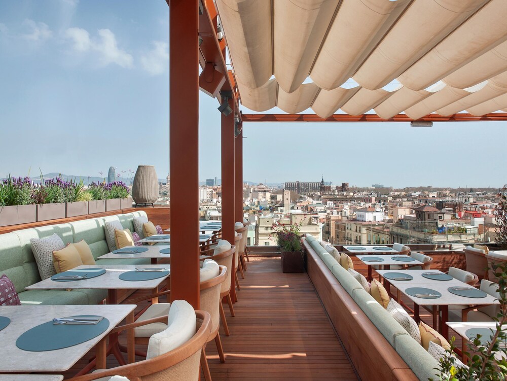 Grand Hotel Central — Restaurant & bars in Barcelona, Catalonia