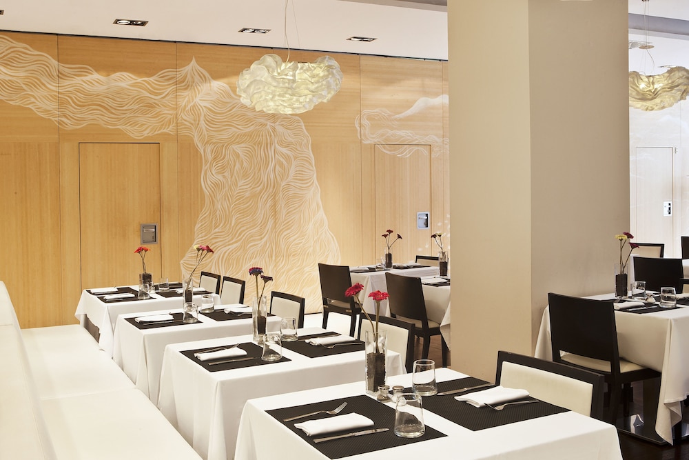 Grupotel Gran Vía 678 — Restaurant & bars in Barcelona, Catalonia
