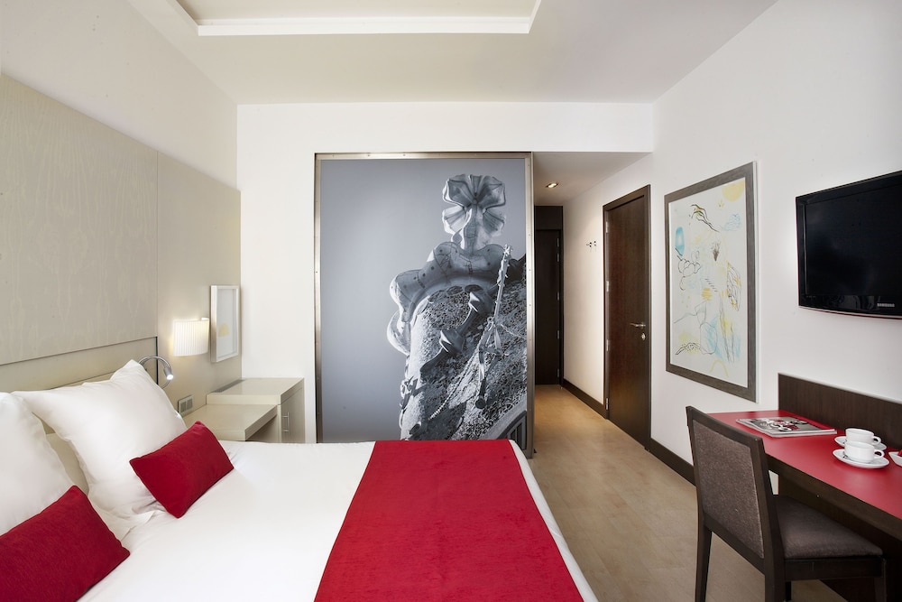 Grupotel Gran Vía 678 — Hotel rooms in Barcelona, Catalonia
