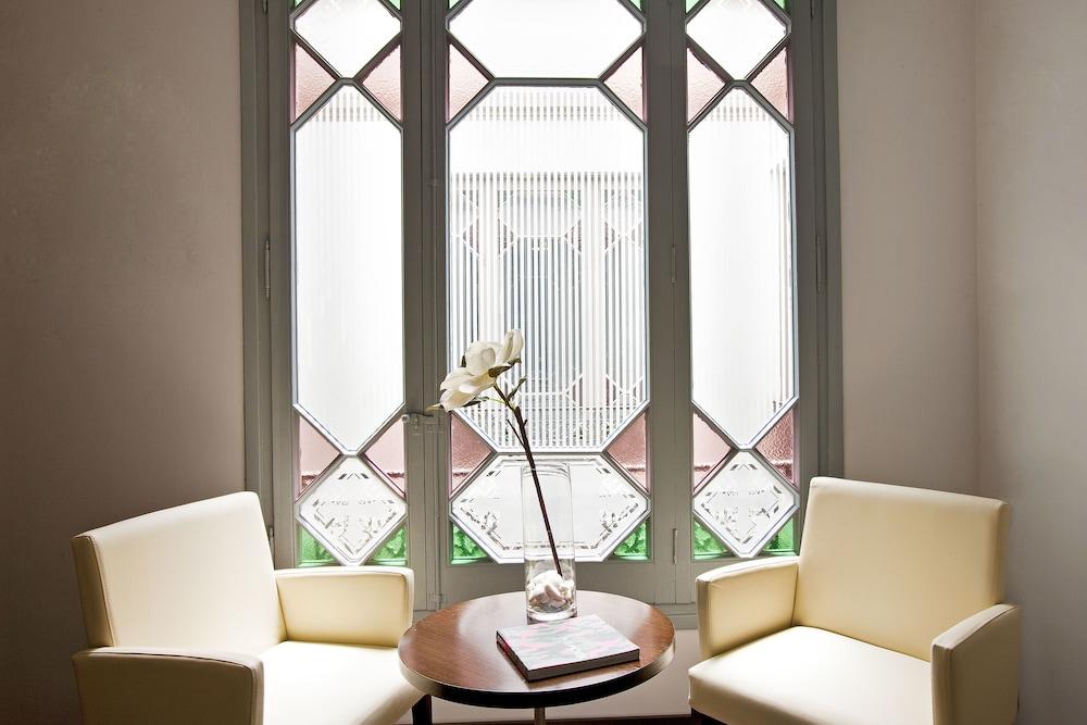 Grupotel Gravina — Hotel rooms in Barcelona, Catalonia