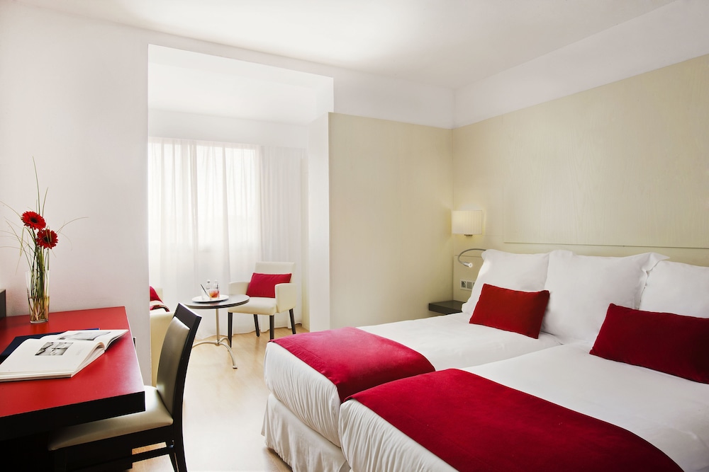 Grupotel Gravina — Hotel rooms in Barcelona, Catalonia