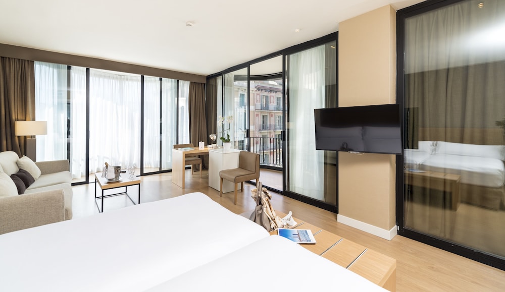 Guitart Grand Passage — Hotel rooms in Barcelona, Catalonia