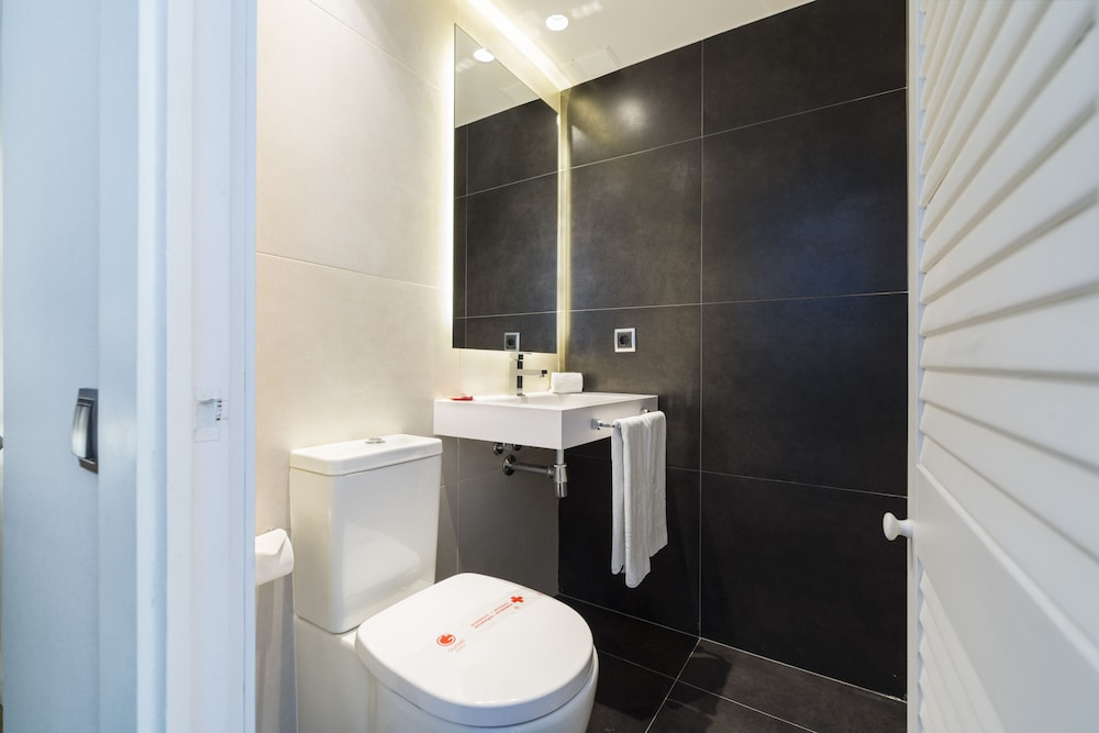 Guitart Grand Passage — Hotel rooms in Barcelona, Catalonia