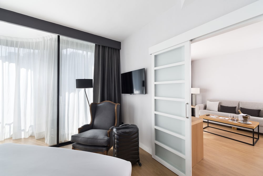 Guitart Grand Passage — Hotel rooms in Barcelona, Catalonia