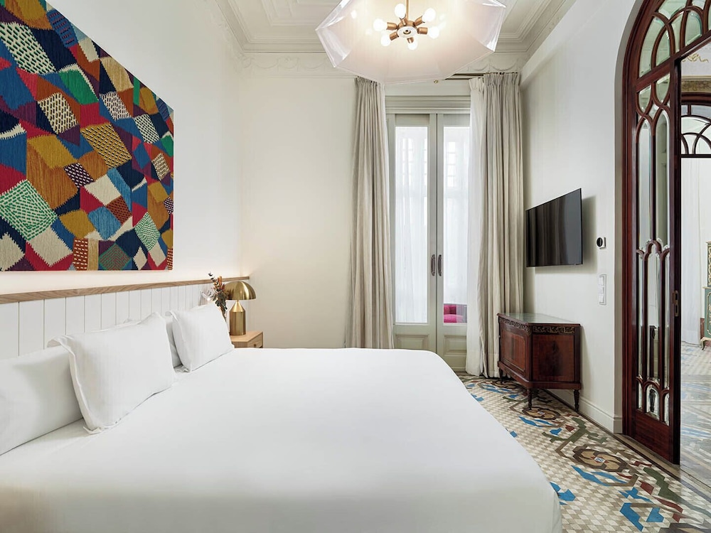 H10 Catalunya Plaza Boutique Hotel — Hotel rooms in Barcelona, Catalonia